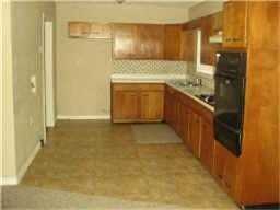 10943 Desdemona Dr - Photo 7 of 9