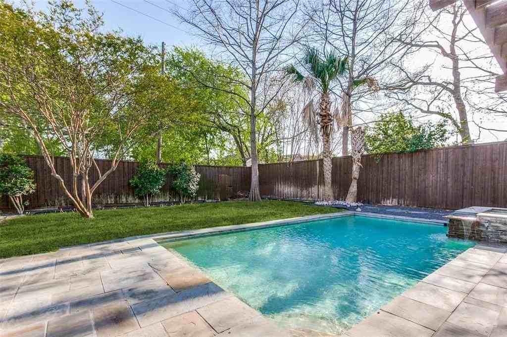 5454 Vickery Blvd - Photo 3 of 25