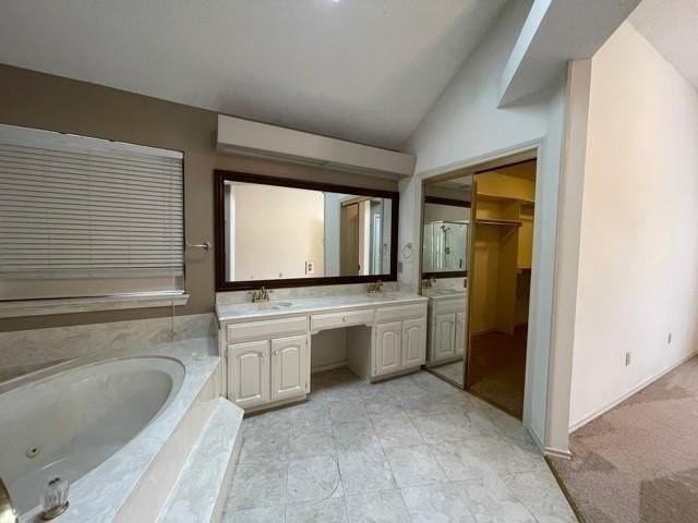 1349 Barclay Dr - Photo 5 of 14