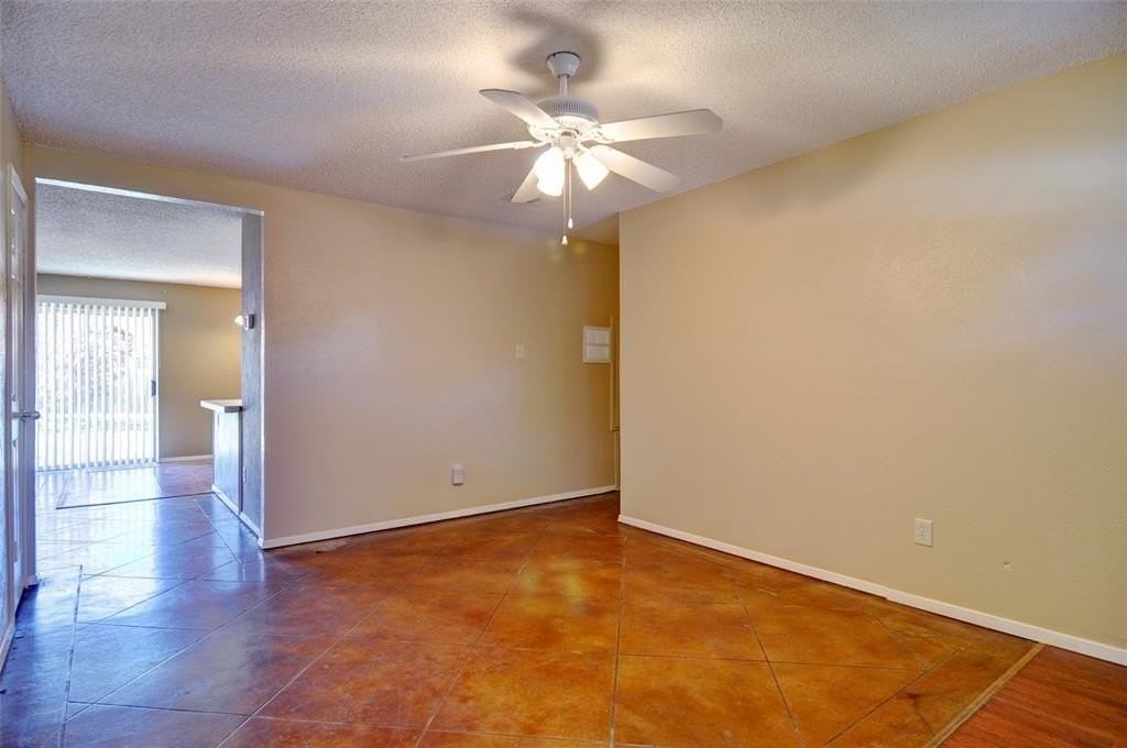 708 Annapolis Dr - Photo 6 of 21