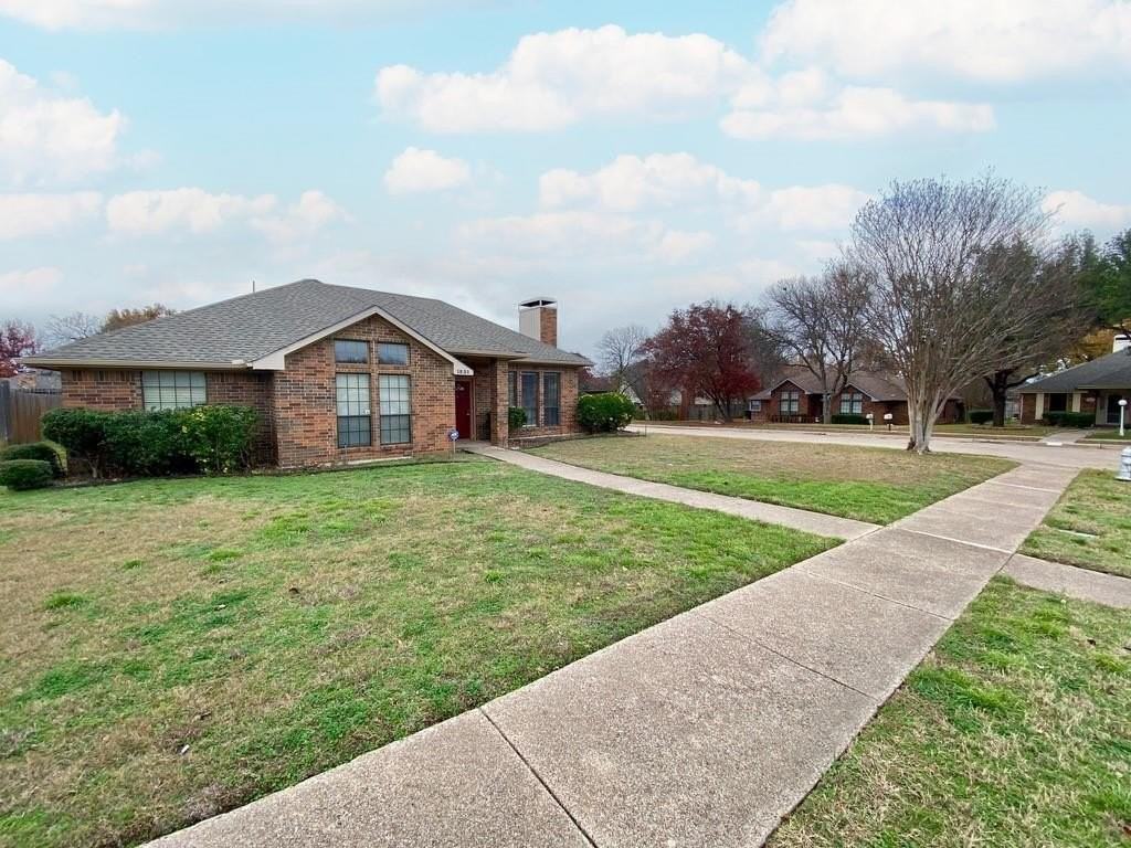 1531 La Paz Dr - Photo 2 of 37