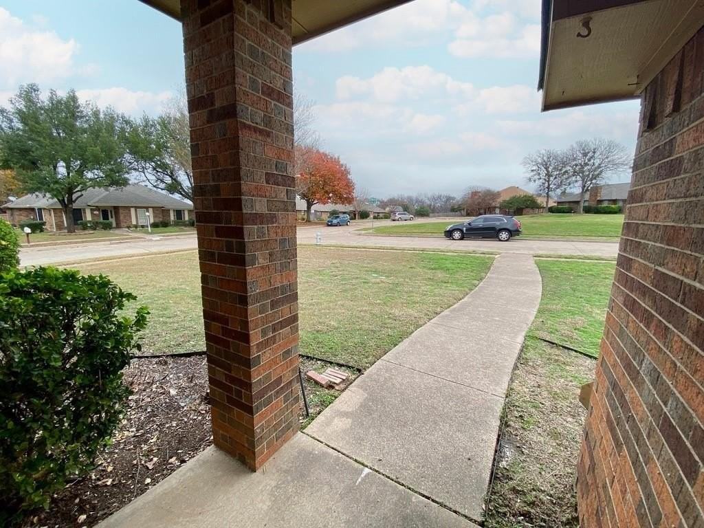 1531 La Paz Dr - Photo 4 of 37