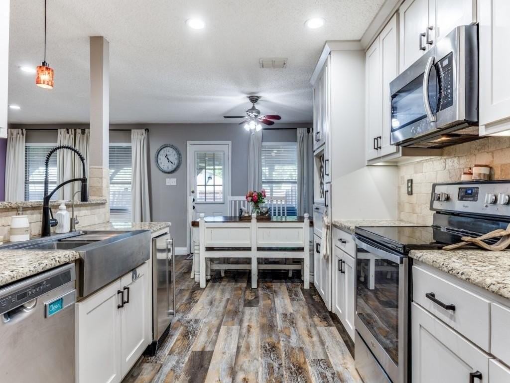 1454 Lochspring Dr - Photo 3 of 24