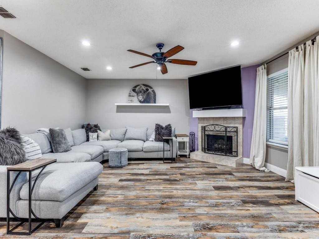 1454 Lochspring Dr - Photo 7 of 24