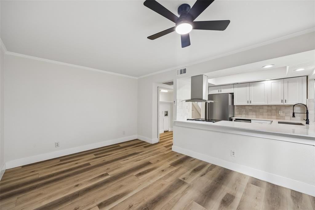 734 Sceptre Cir - Photo 7 of 27