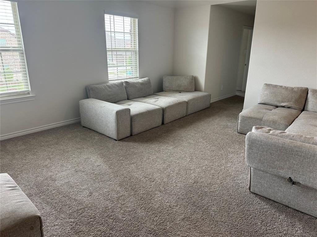 10101 Sunnyview Ln - Photo 4 of 6