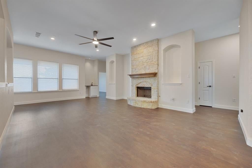 5828 Caballo St - Photo 3 of 35