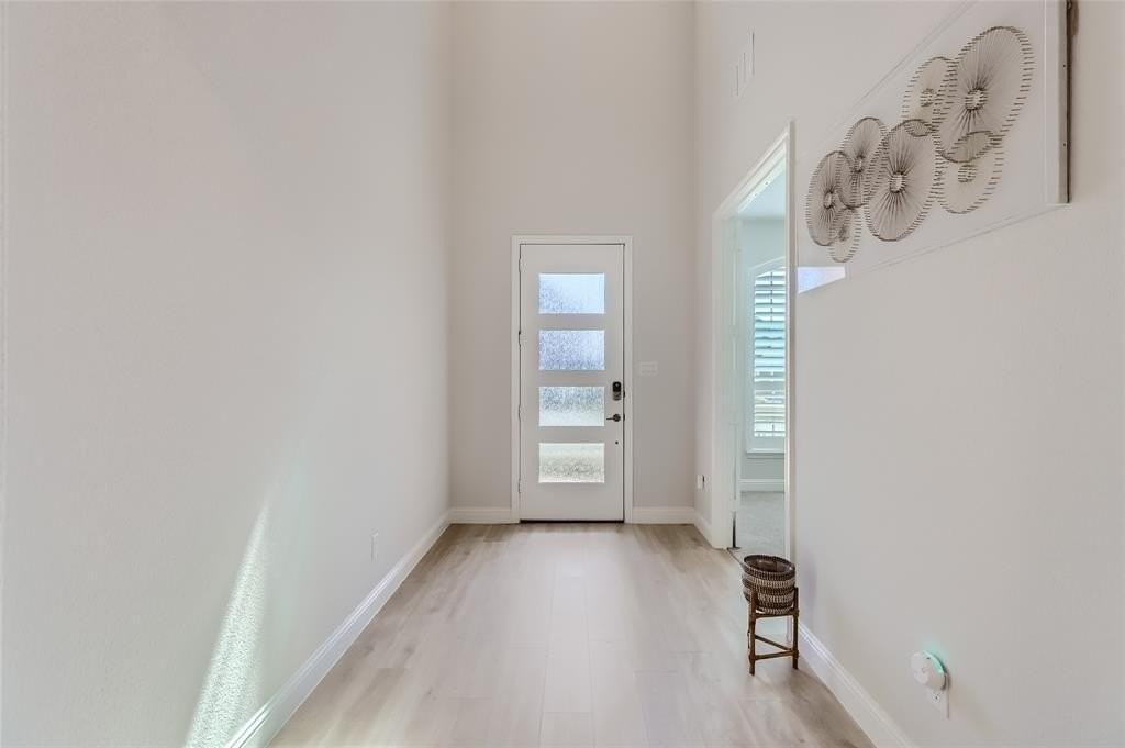 440 Desert Willow Dr - Photo 4 of 36