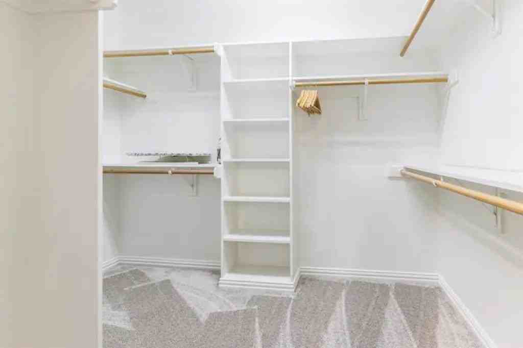 3251 San Jacinto St - Photo 7 of 13