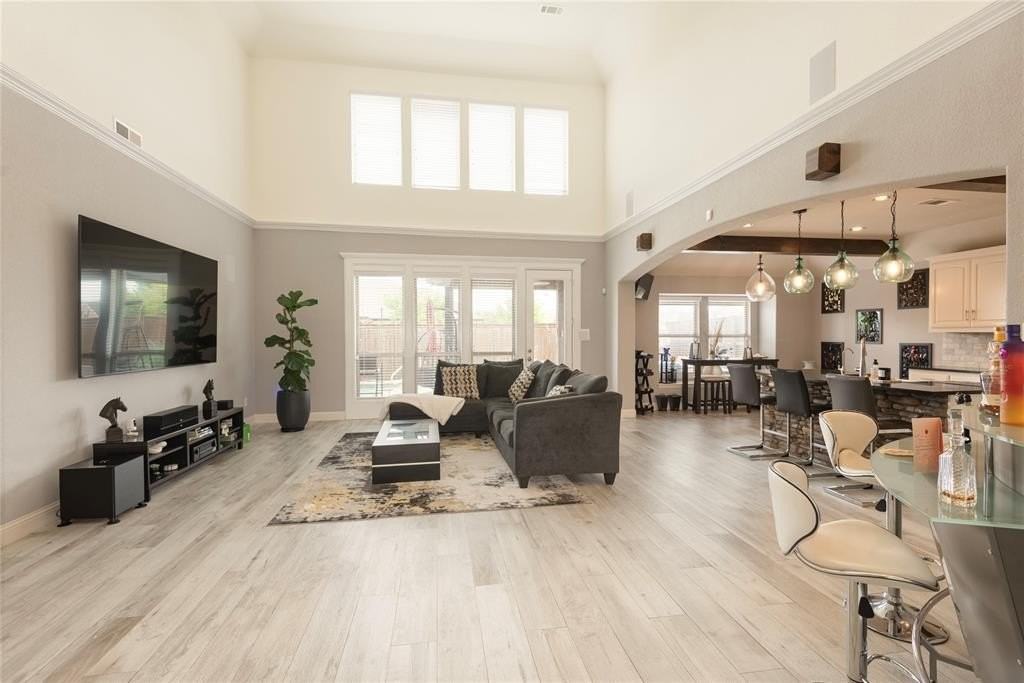 2707 Elmwood Dr - Photo 7 of 40