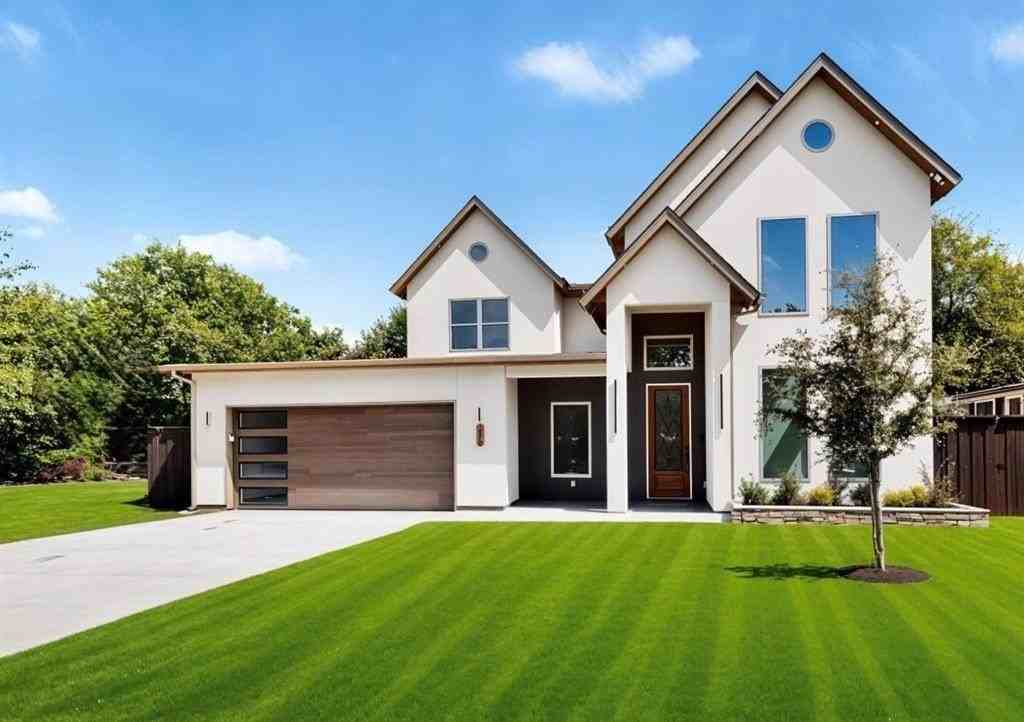 1840 Highland Dr E - Photo 3 of 34