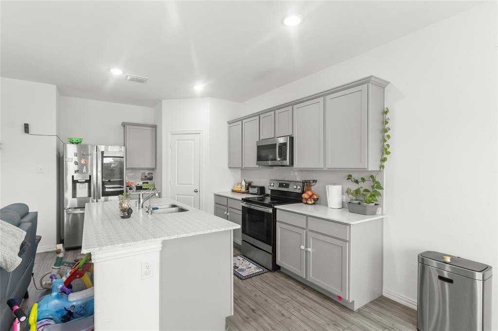 3505 Riverside Dr - Photo 7 of 25