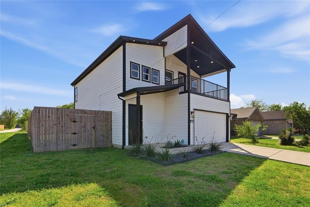 3316 Nomas St - Photo 2 of 27