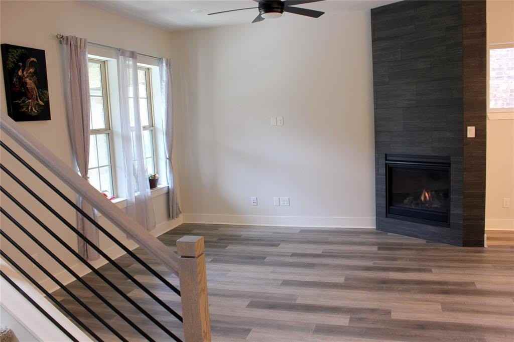 6831 Verandah Way - Photo 6 of 29