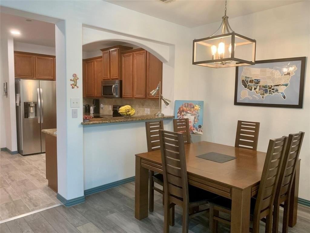 2211 Carlisle St - Photo 5 of 18