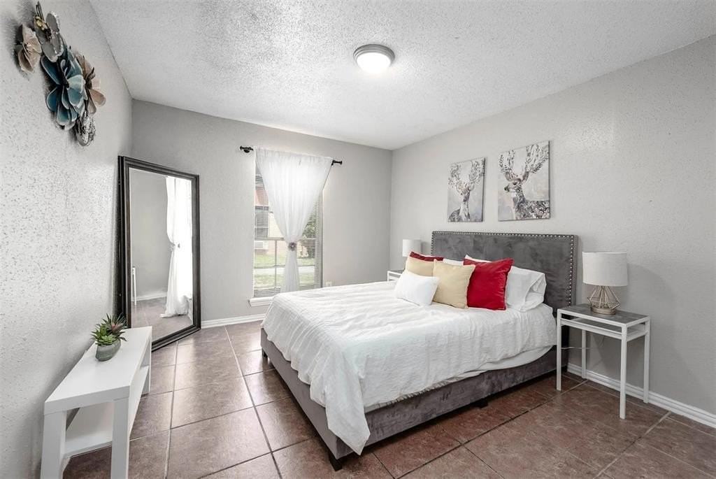 4300 S Shaver St #73 - Photo 3 of 8