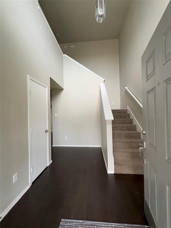 3509 Apple Valley Way - Photo 3 of 8