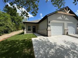 featured image of 1219 S Austin St #1219