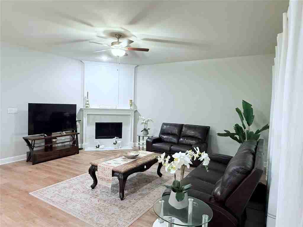 208 Hardwood Trl - Photo 4 of 25