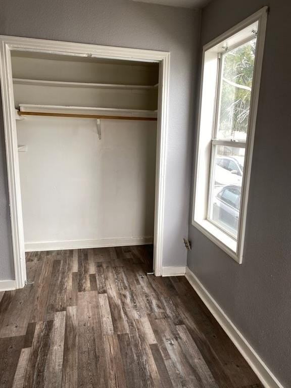 205 College Dr - Photo 6 of 10