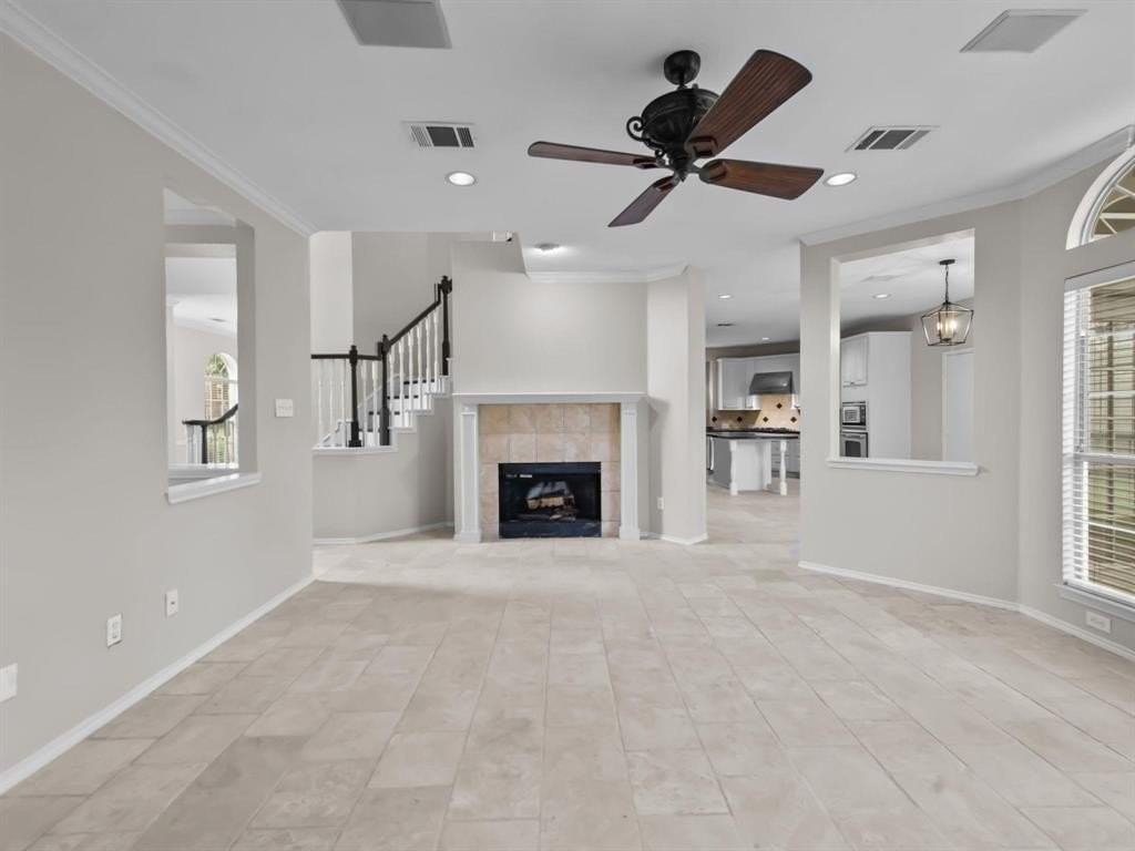 2421 Kittyhawk Dr - Photo 3 of 40