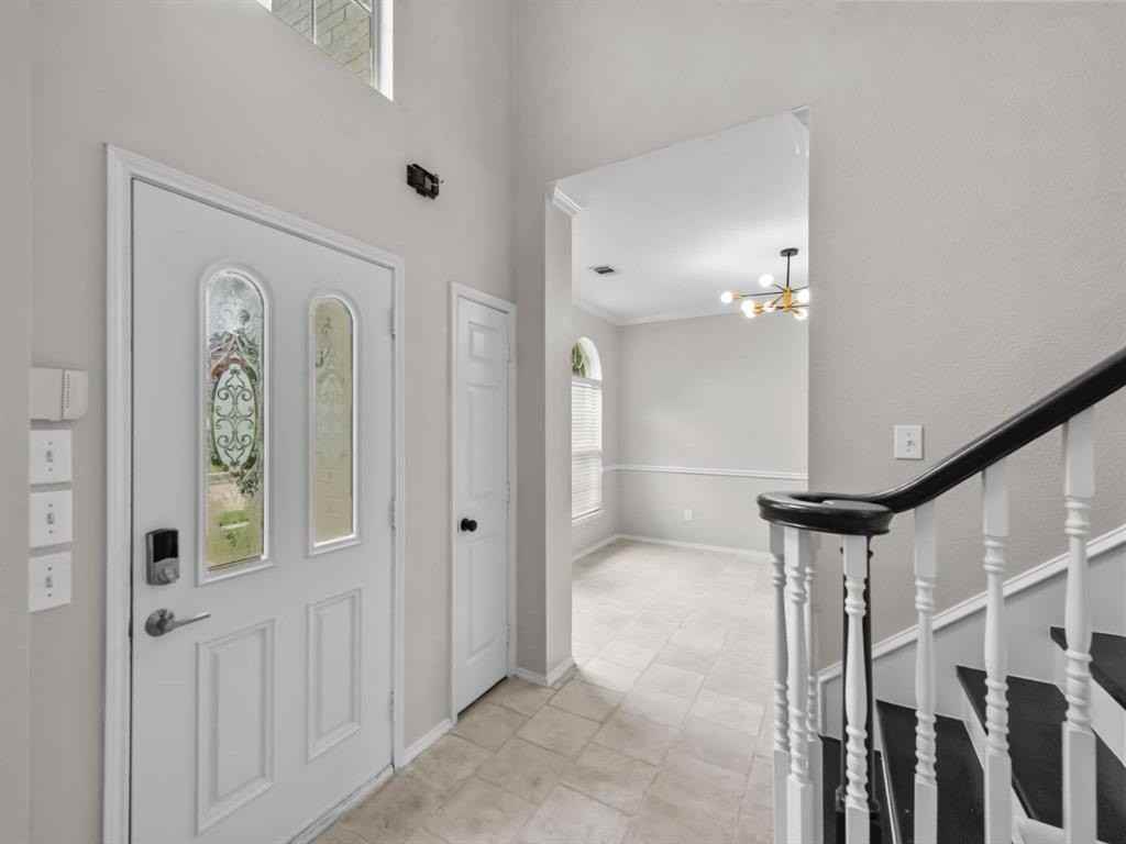 2421 Kittyhawk Dr - Photo 5 of 40