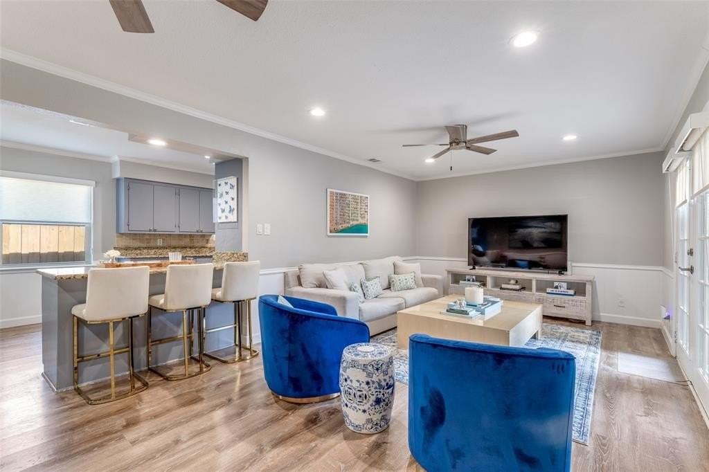 2476 Pinebluff Dr - Photo 7 of 20