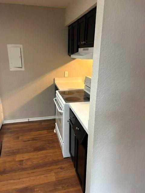 2001 Wesley Dr #A - Photo 3 of 10