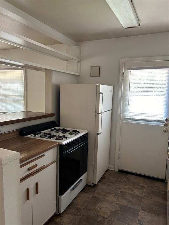 5909 Lewis St - Photo 6 of 11