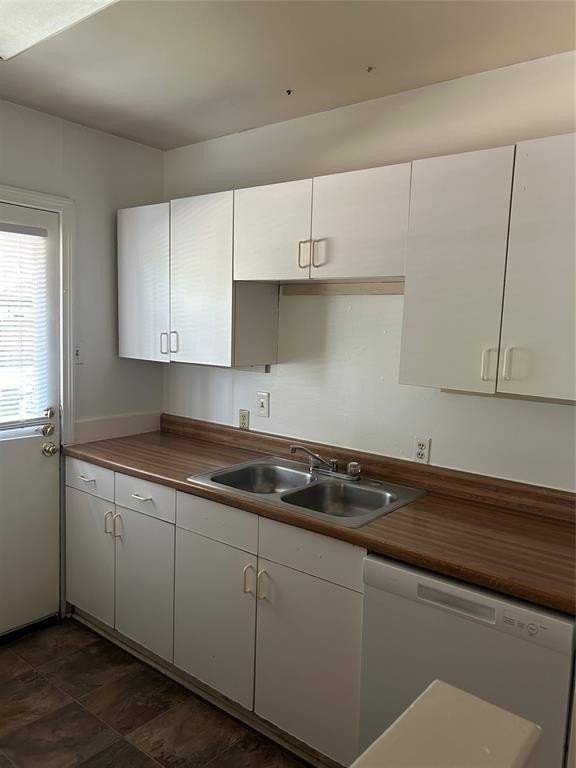 5909 Lewis St - Photo 7 of 11