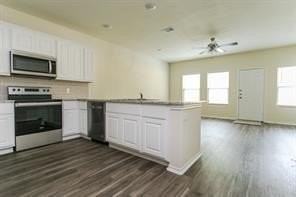 690 Union Ave #2 - Photo 5 of 12
