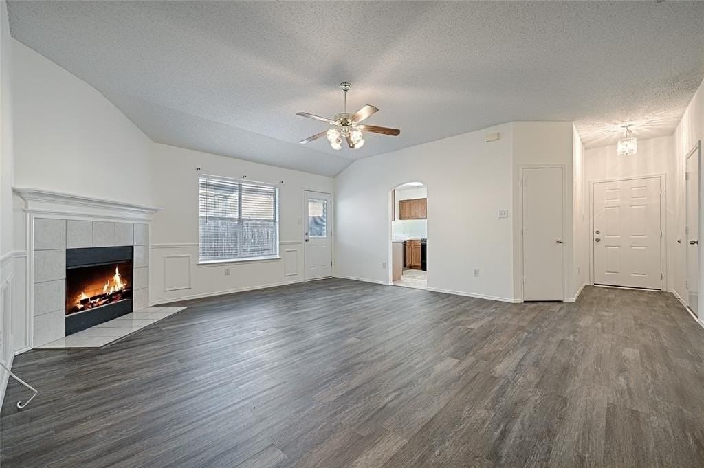 4524 Brimstone Dr - Photo 4 of 26