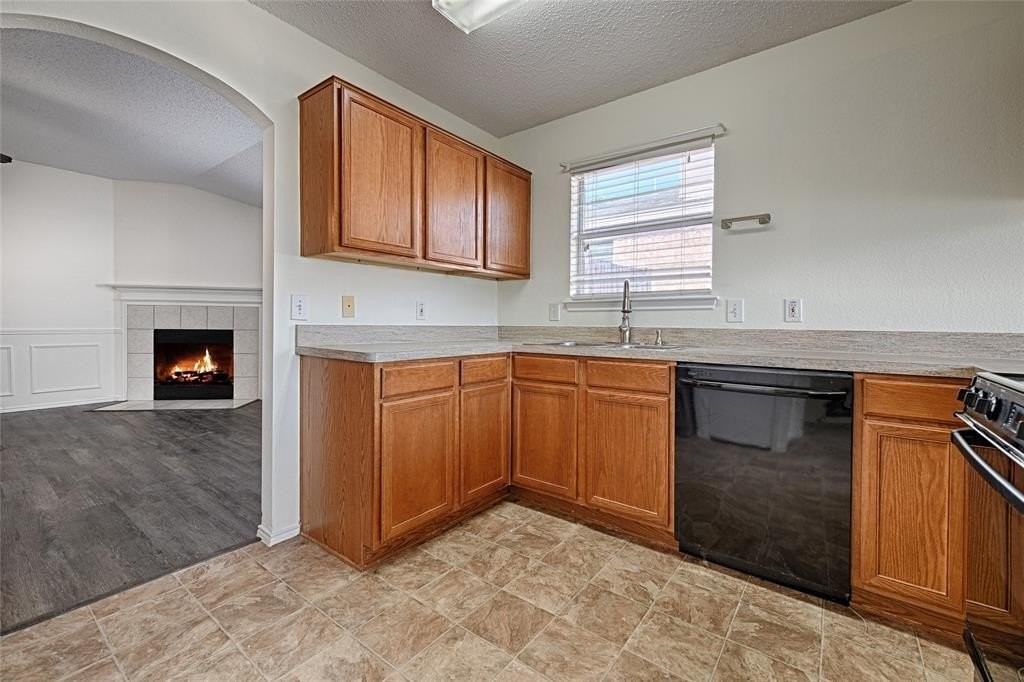 4524 Brimstone Dr - Photo 6 of 26