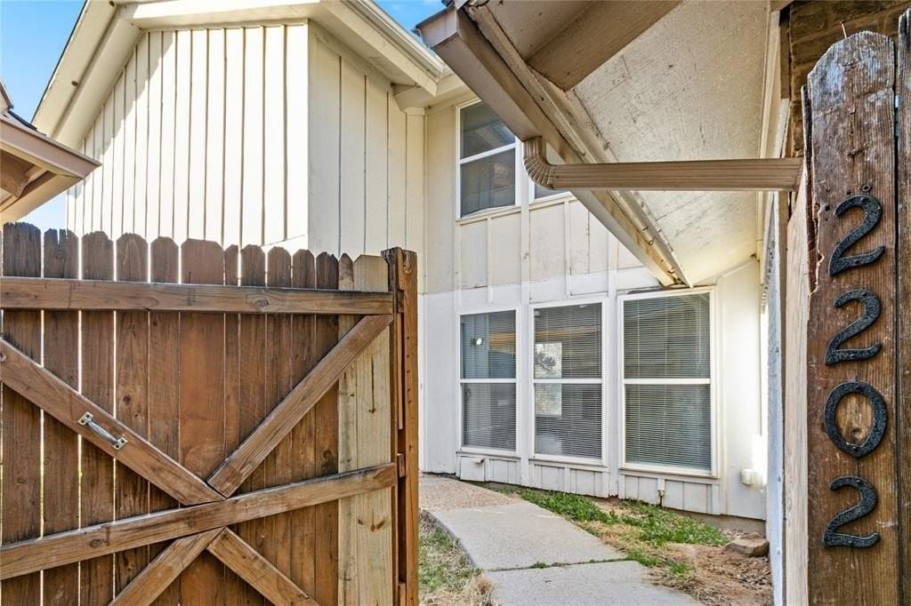 2200 Seville Ct #2202 - Photo 2 of 28