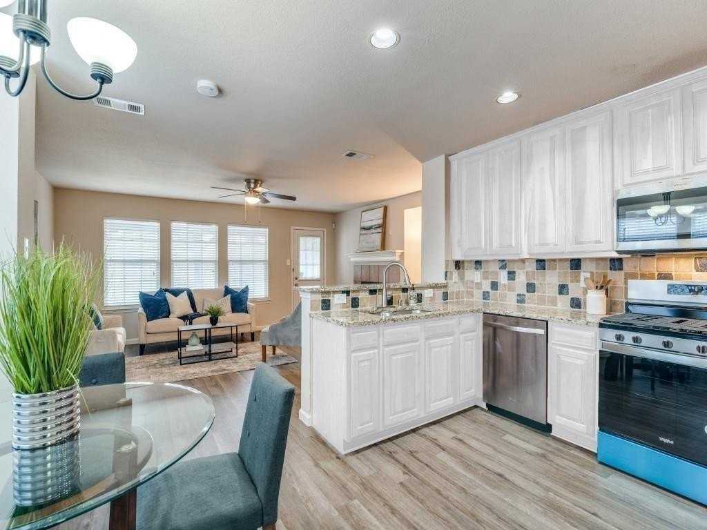 12297 Peak Cir - Photo 5 of 30