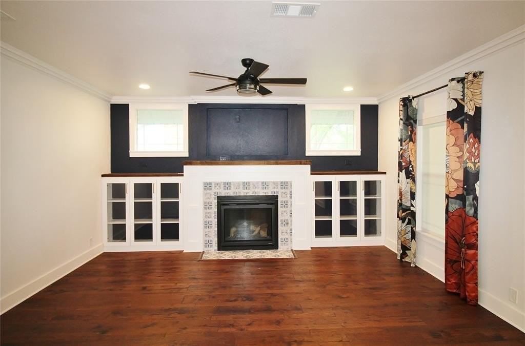 806 Bryson St - Photo 3 of 33