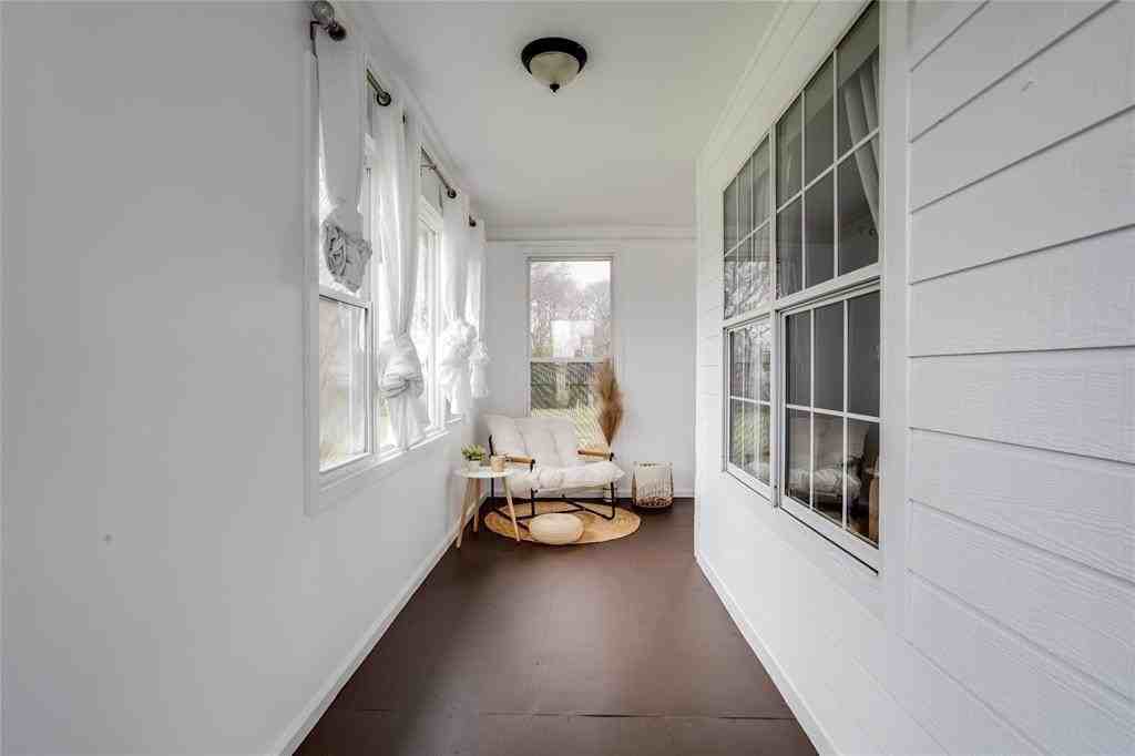 441 Compton Ln - Photo 6 of 38