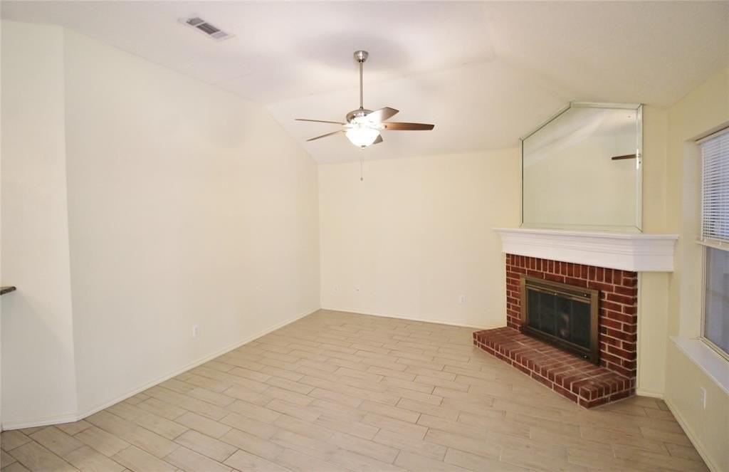 609 Blueberry Hill Ln - Photo 4 of 20