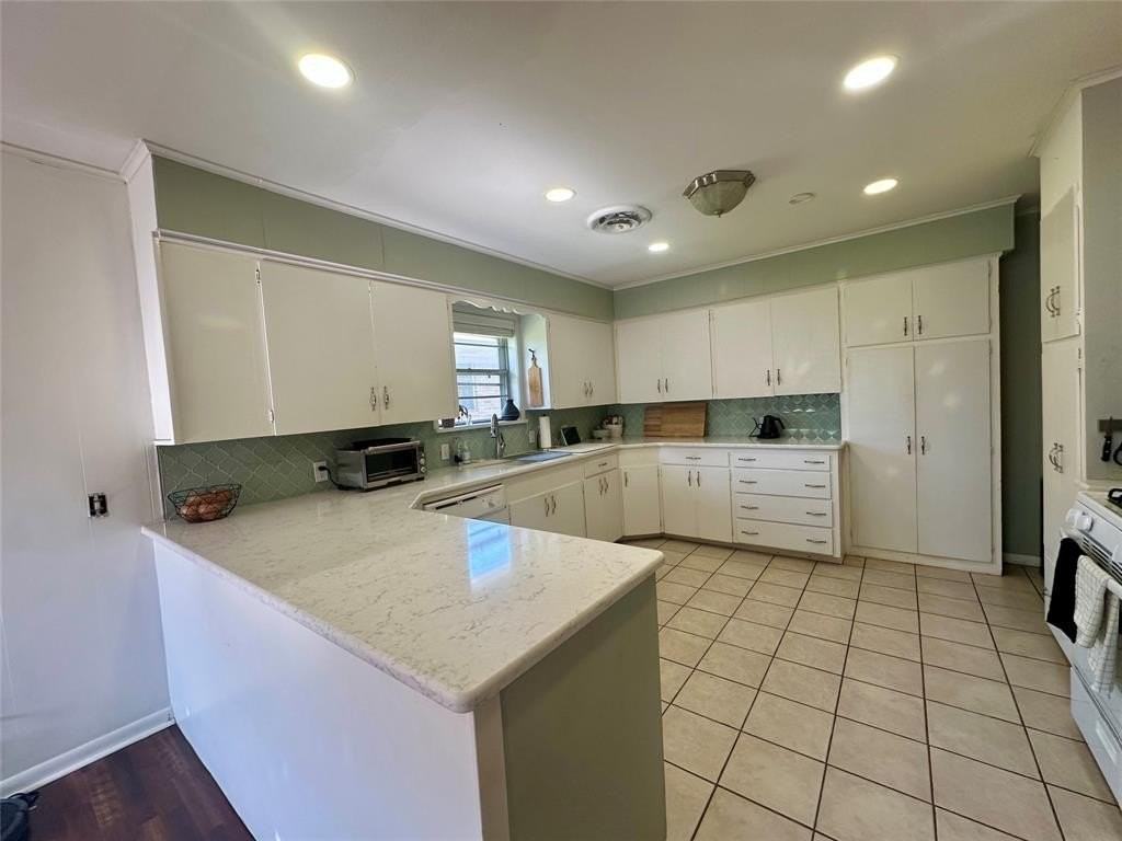 2011 Audubon Pl - Photo 3 of 16