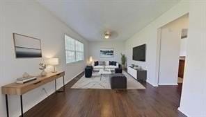 57 W Townhouse Ln #18 - Photo 3 of 15