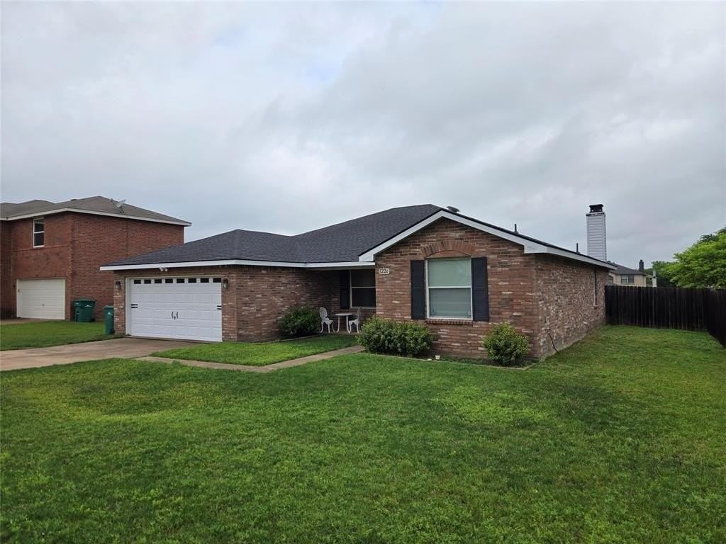 1226 Wisdom Dr - Photo 3 of 29