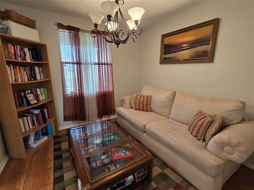 1226 Wisdom Dr - Photo 7 of 29