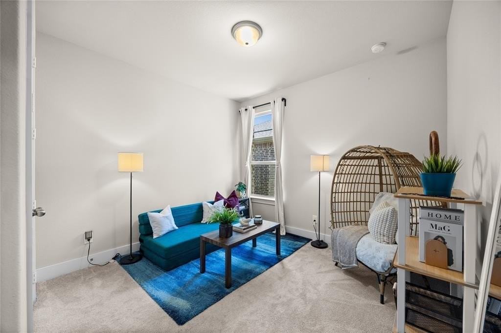 2516 Briarbrook Dr - Photo 5 of 36