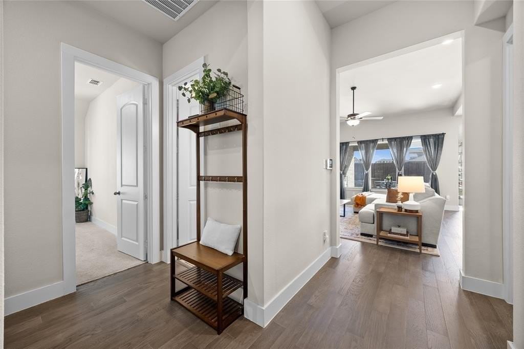 2516 Briarbrook Dr - Photo 7 of 36