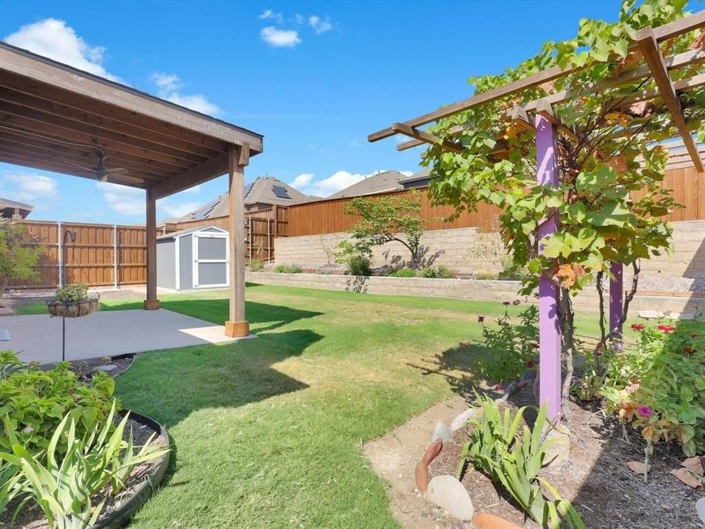 3202 Morgan Dr - Photo 3 of 21