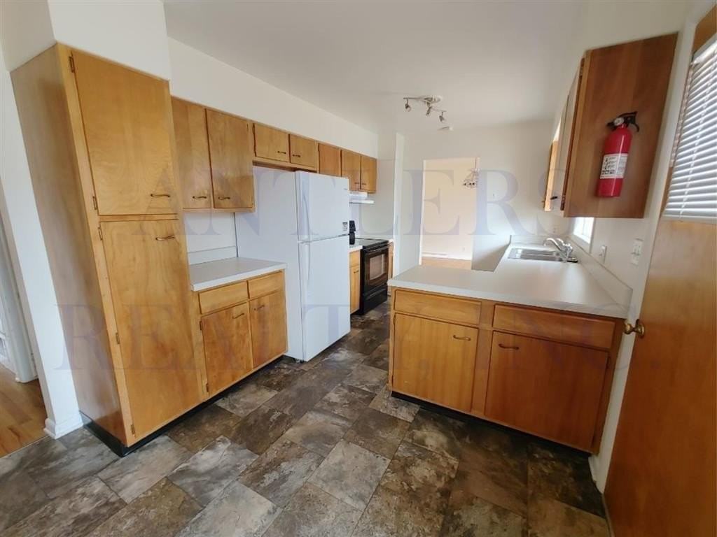 1925 Stampede Ave - Photo 6 of 14