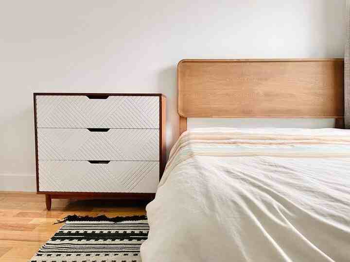 Private Bedroom in 4 Bedroom/1 Bathroom Home - Photo 4 of 6