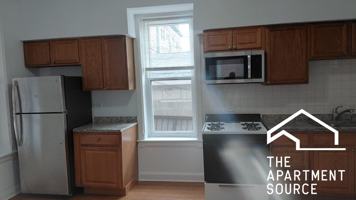 featured image of 2215 S Albany Ave #1RB
