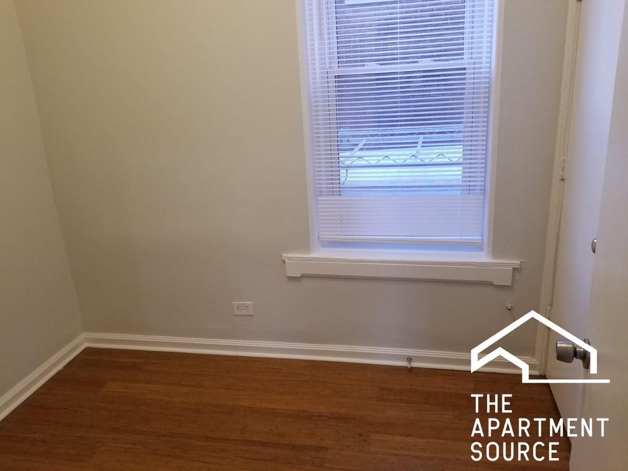 2215 S Albany Ave #1RB - Photo 5 of 14