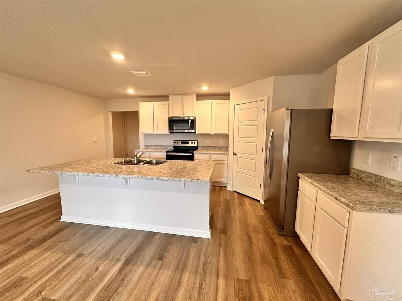 6081 Secretariat Way - Photo 4 of 21